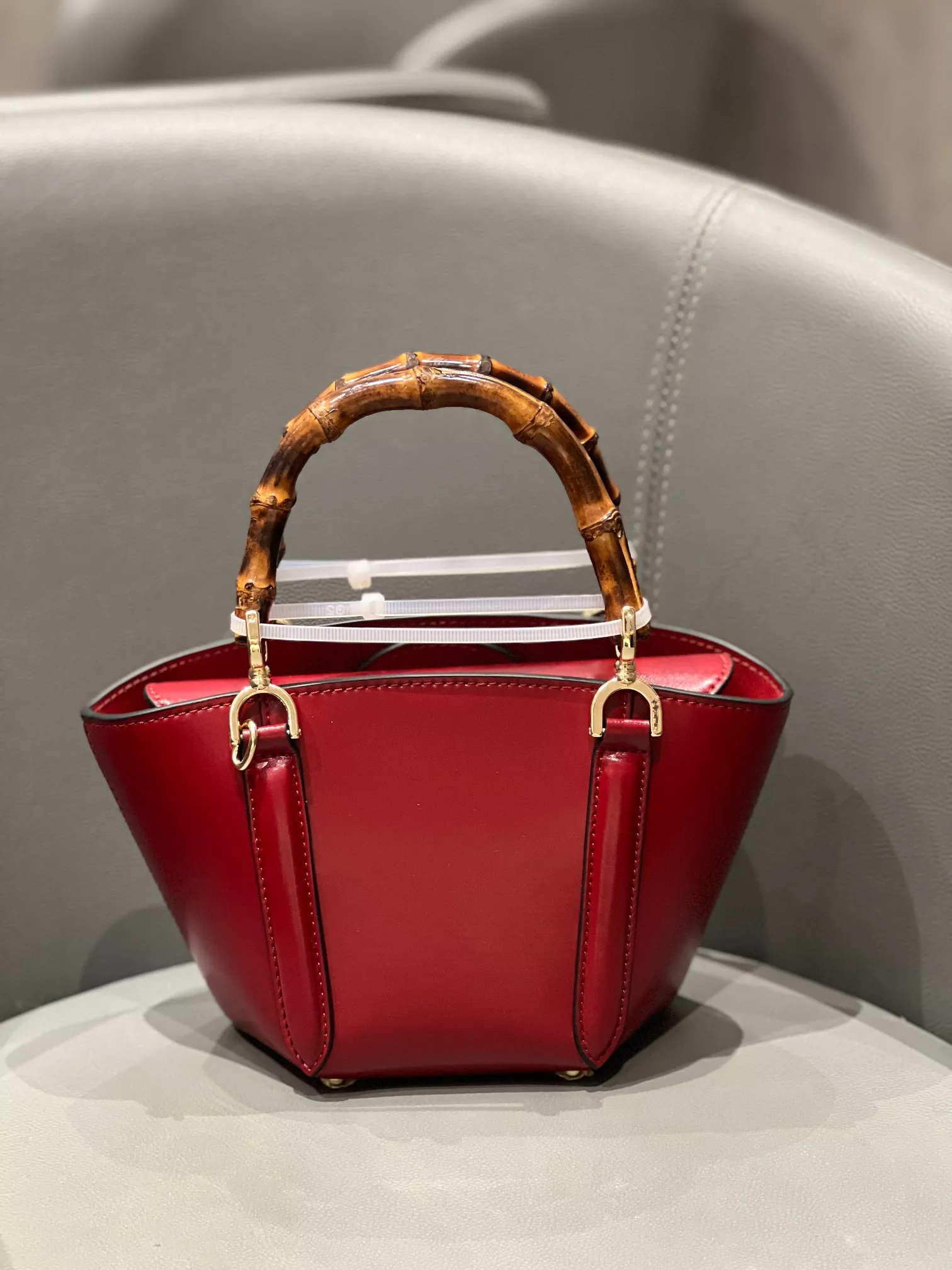 Gucci AAA Quality Handbags For Women Classic 4716