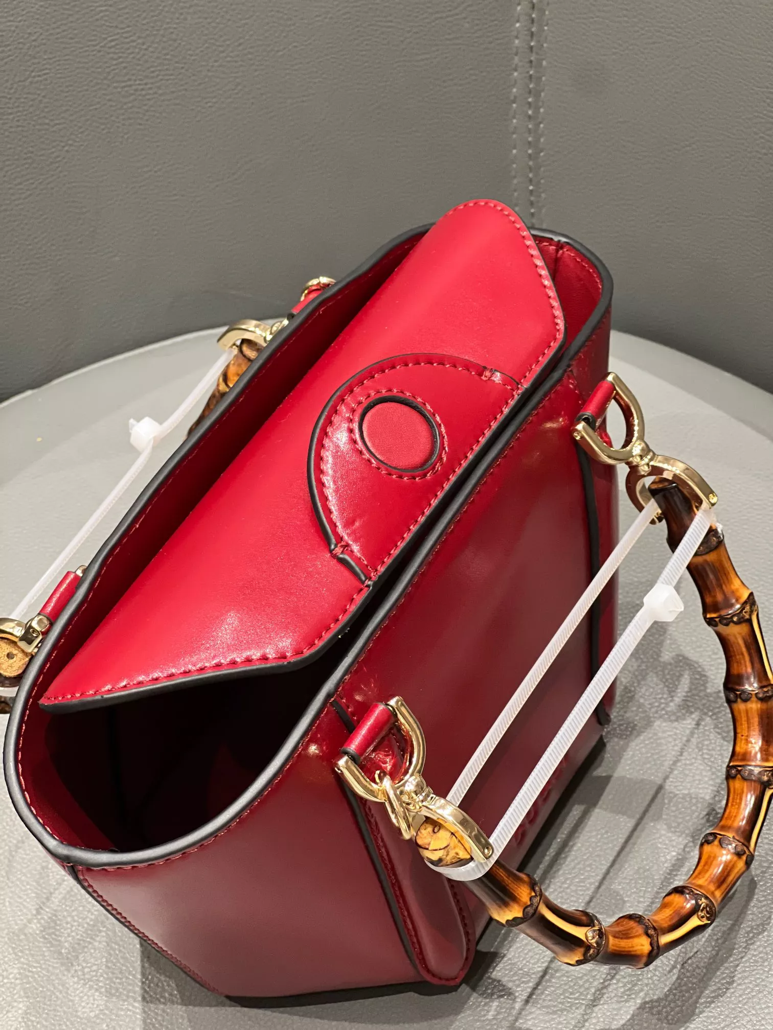 Gucci AAA Quality Handbags For Women Classic 4716