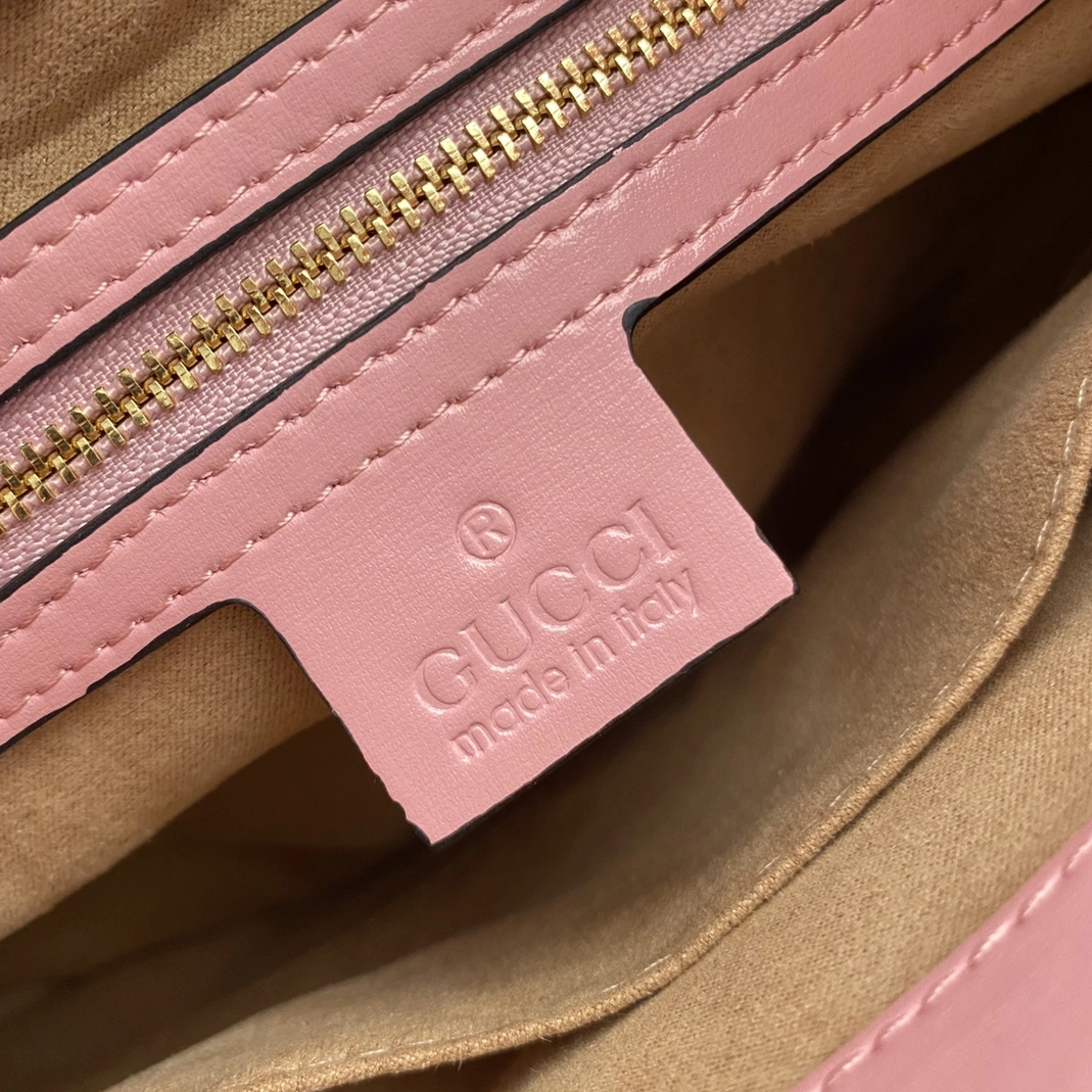 Gucci AAA Quality Handbags For Women Comfortable 7087