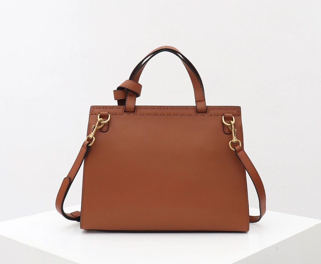 Gucci AAA Quality Handbags For Women DailyWear 3385