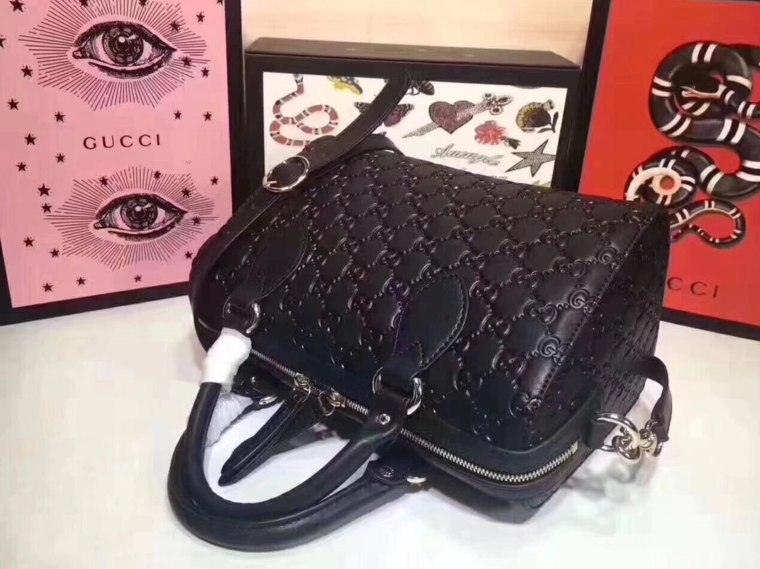 Gucci AAA Quality Handbags For Women Durable 4234