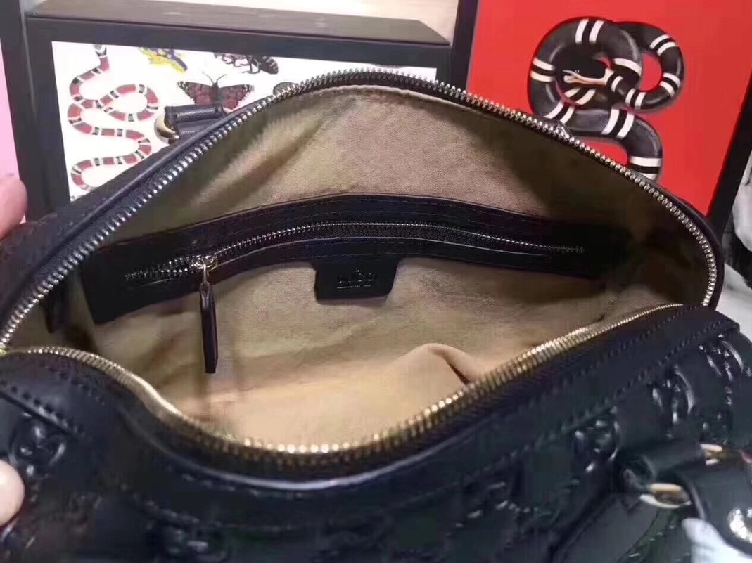 Gucci AAA Quality Handbags For Women Durable 4234