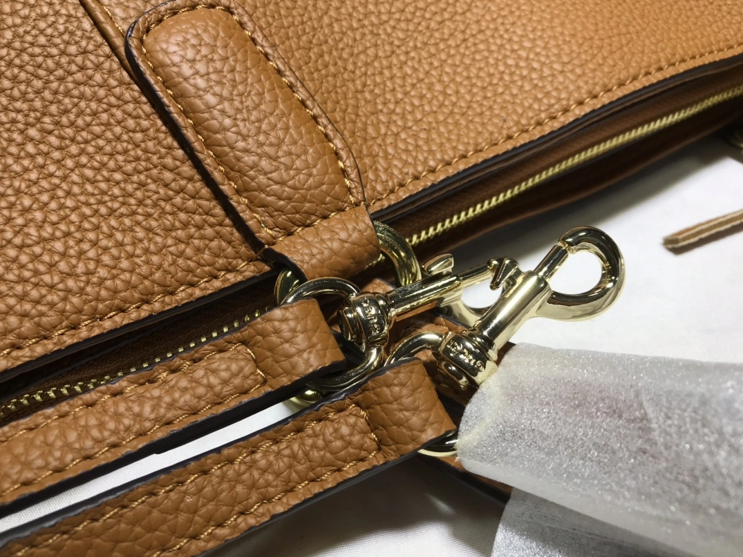 Gucci AAA Quality Handbags For Women EasyMatch 6545