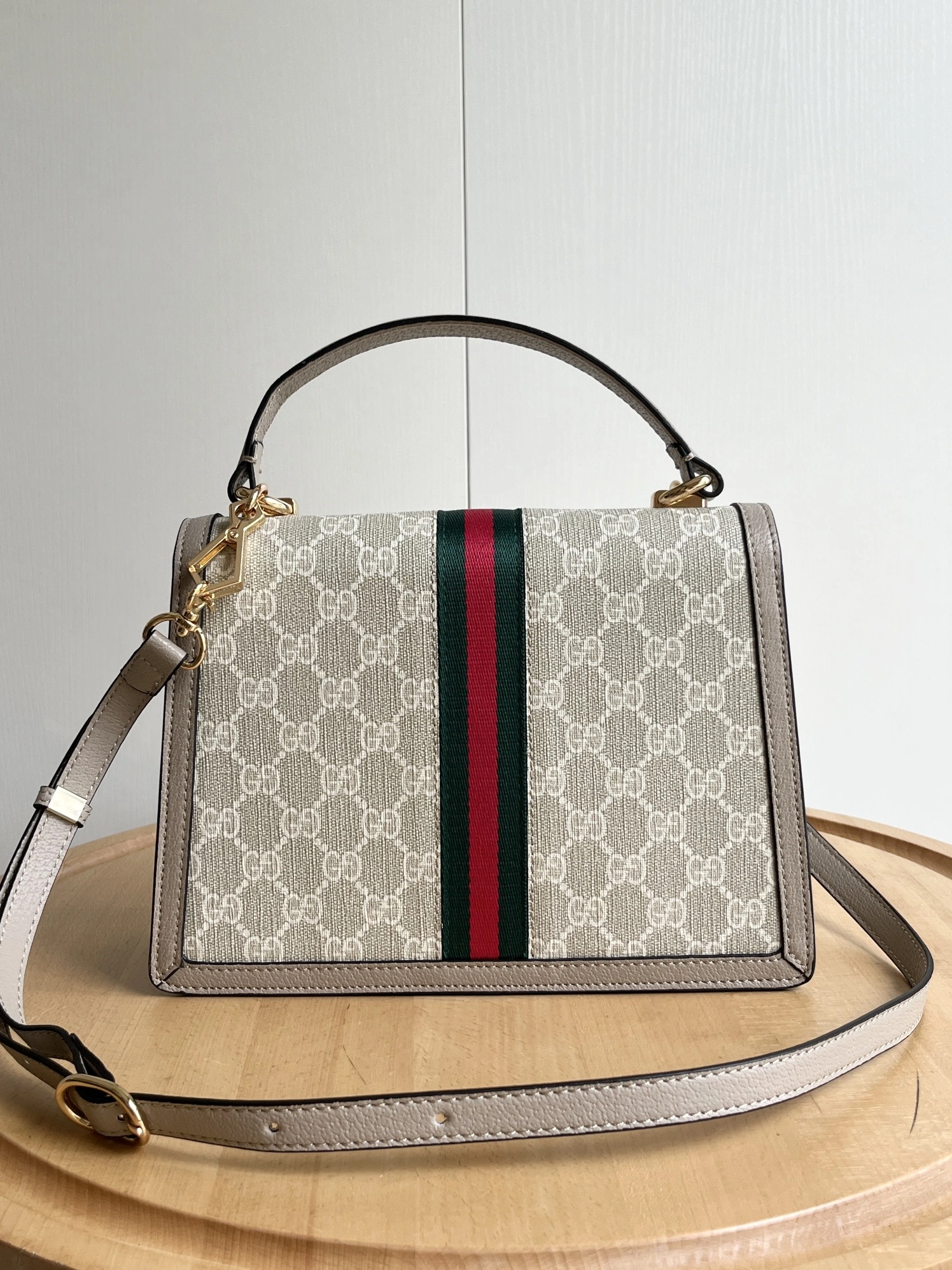 Gucci AAA Quality Handbags For Women Efficient 9011