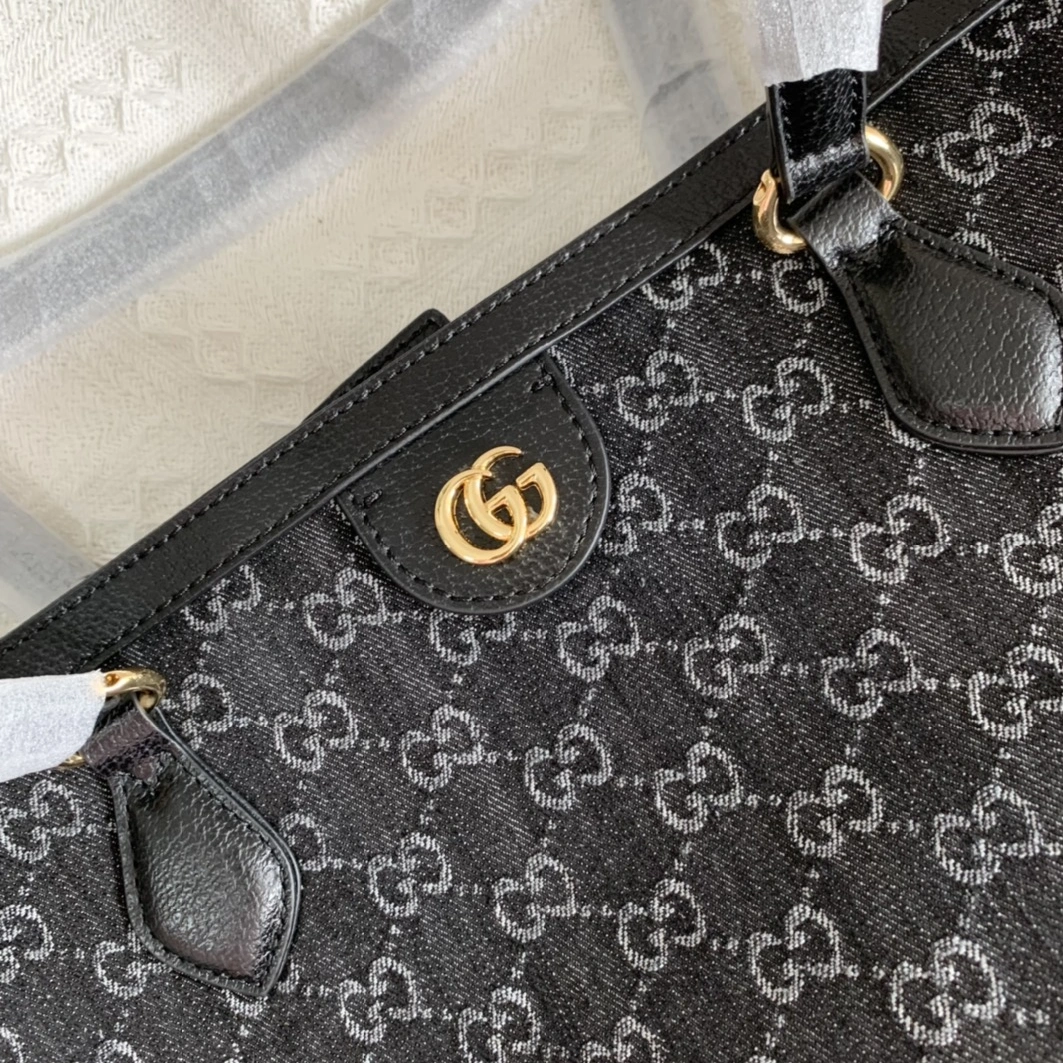 Gucci AAA Quality Handbags For Women EyeCatching 4336
