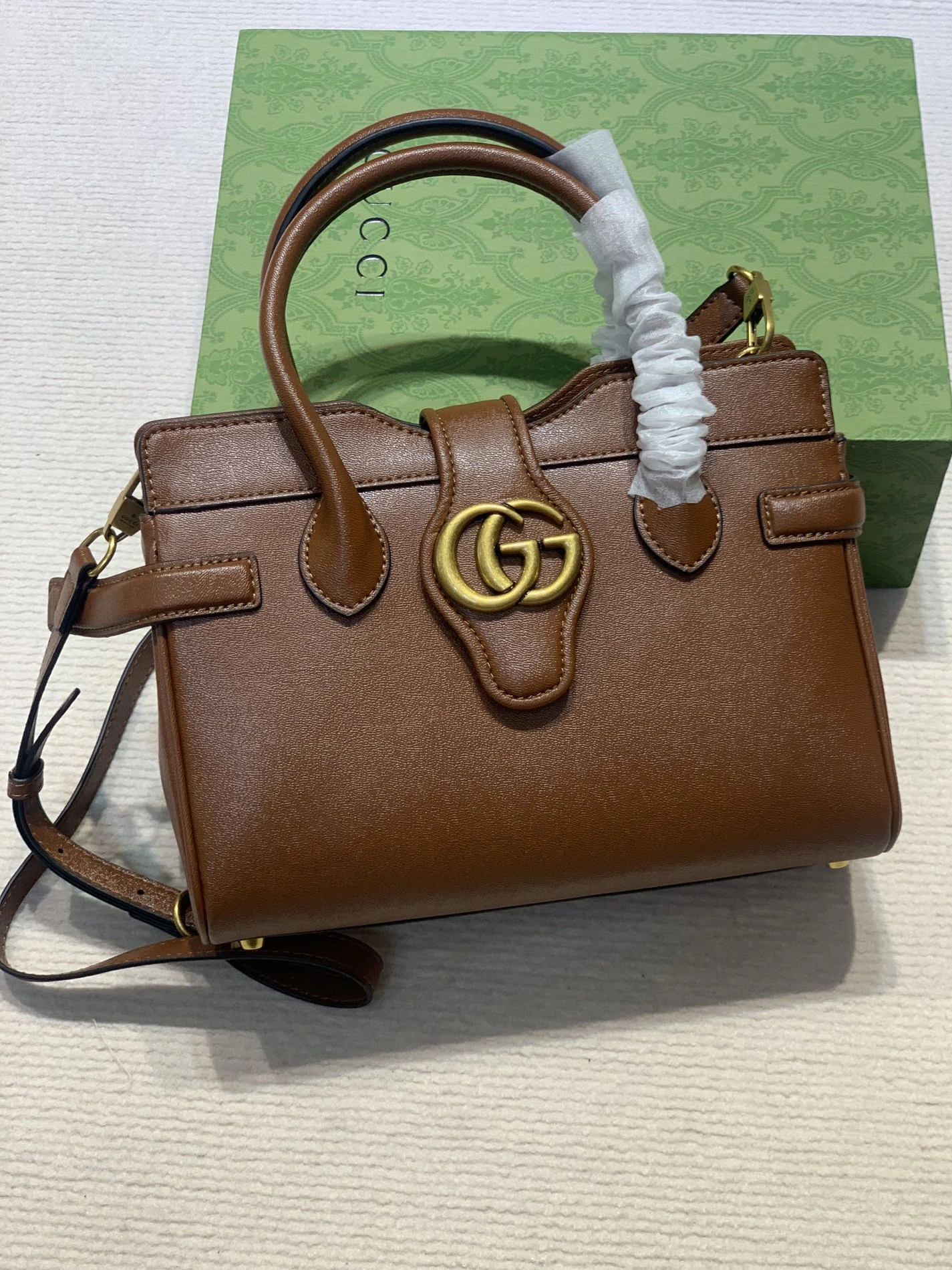 Gucci AAA Quality Handbags For Women Functional 2825