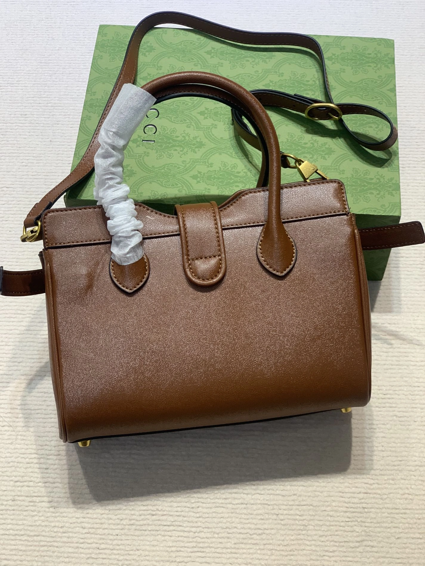 Gucci AAA Quality Handbags For Women Functional 2825