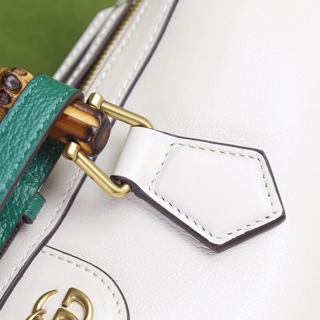 Gucci AAA Quality Handbags For Women Functional 456