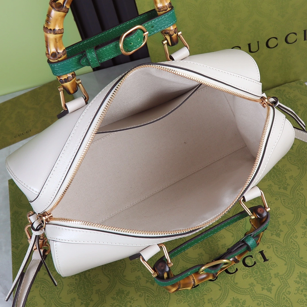 Gucci AAA Quality Handbags For Women Functional 456