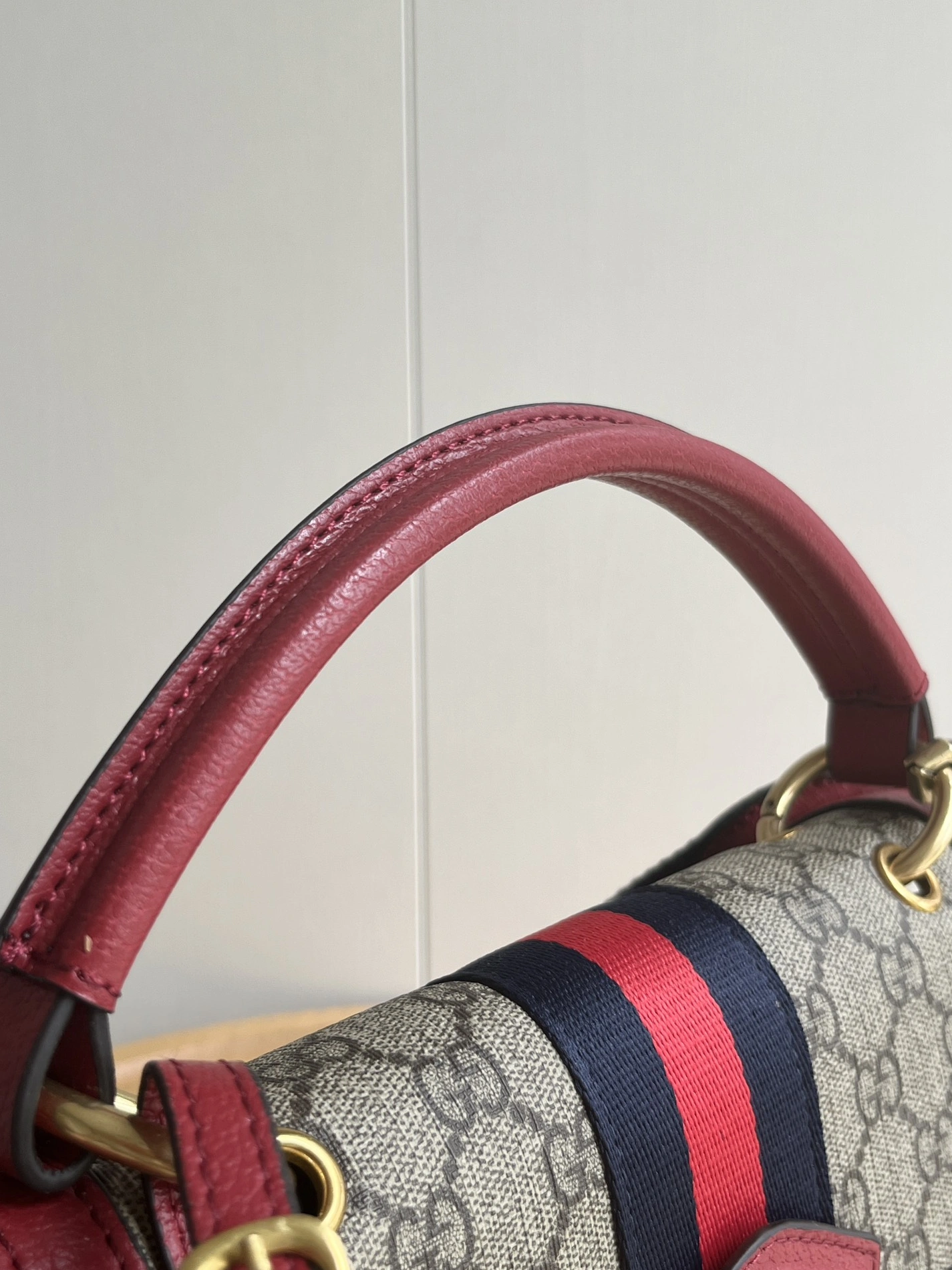 Gucci AAA Quality Handbags For Women GoAnywhere 2847
