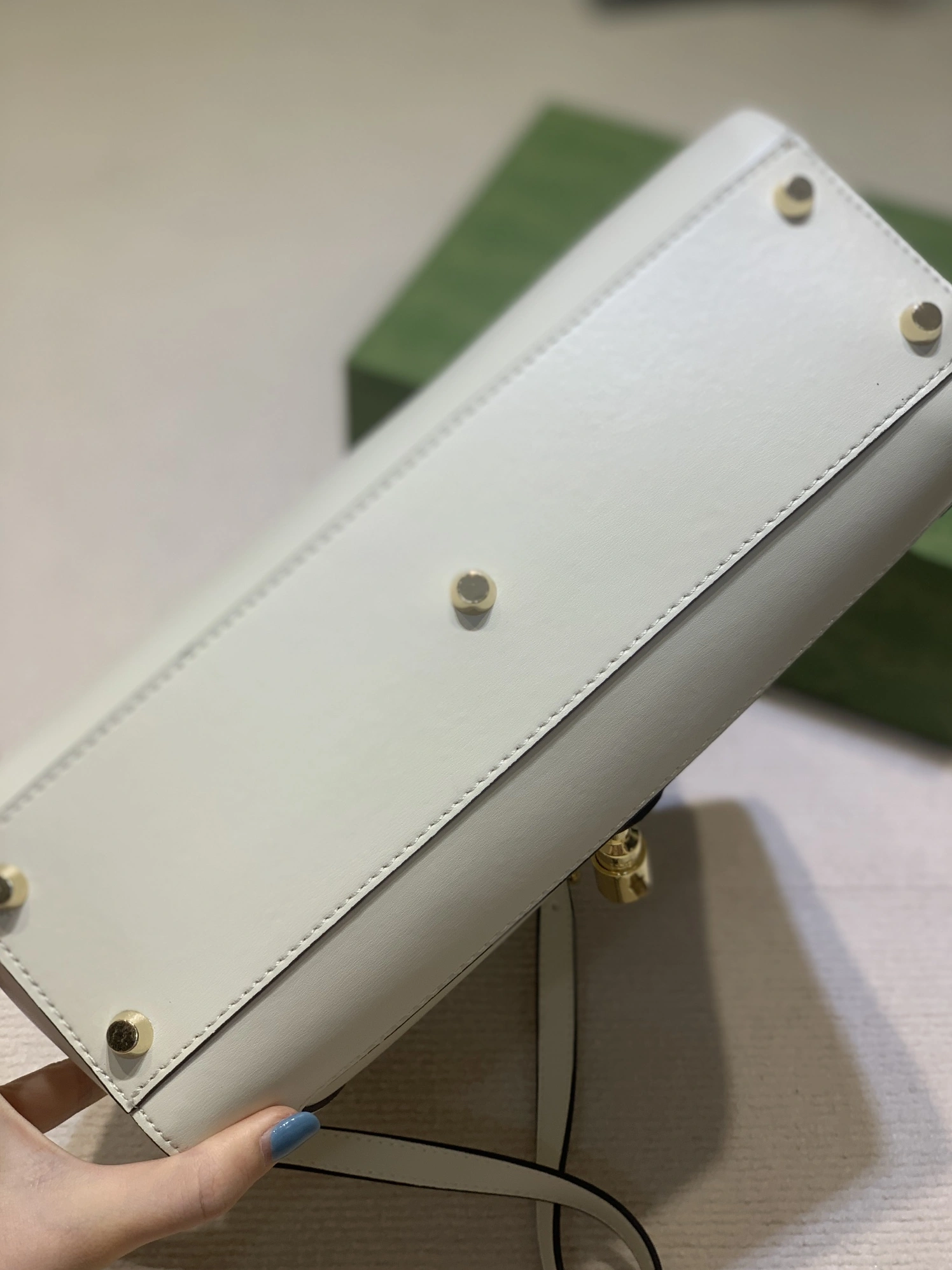 Gucci AAA Quality Handbags For Women GoAnywhere 8013