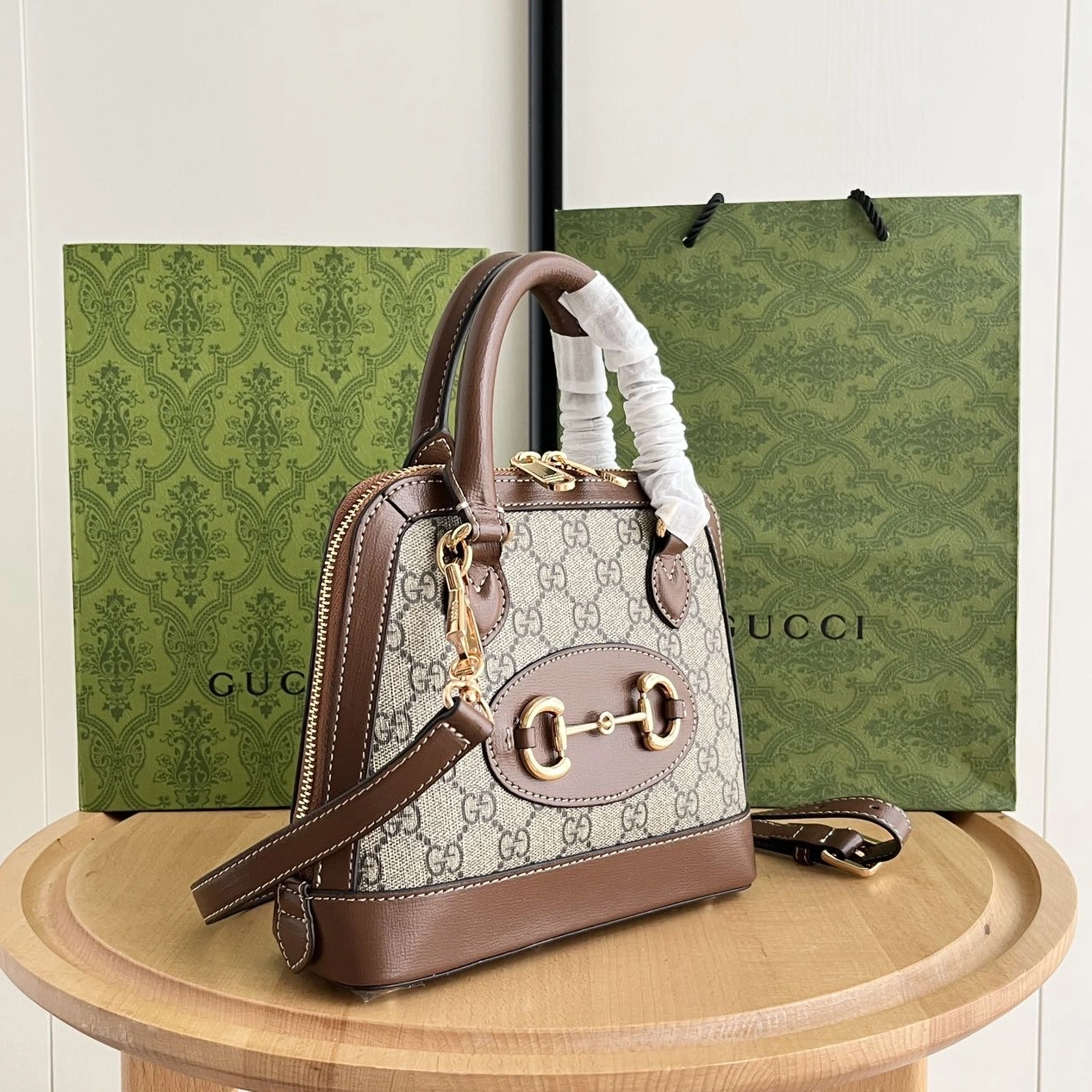 Gucci AAA Quality Handbags For Women HighQuality 3282