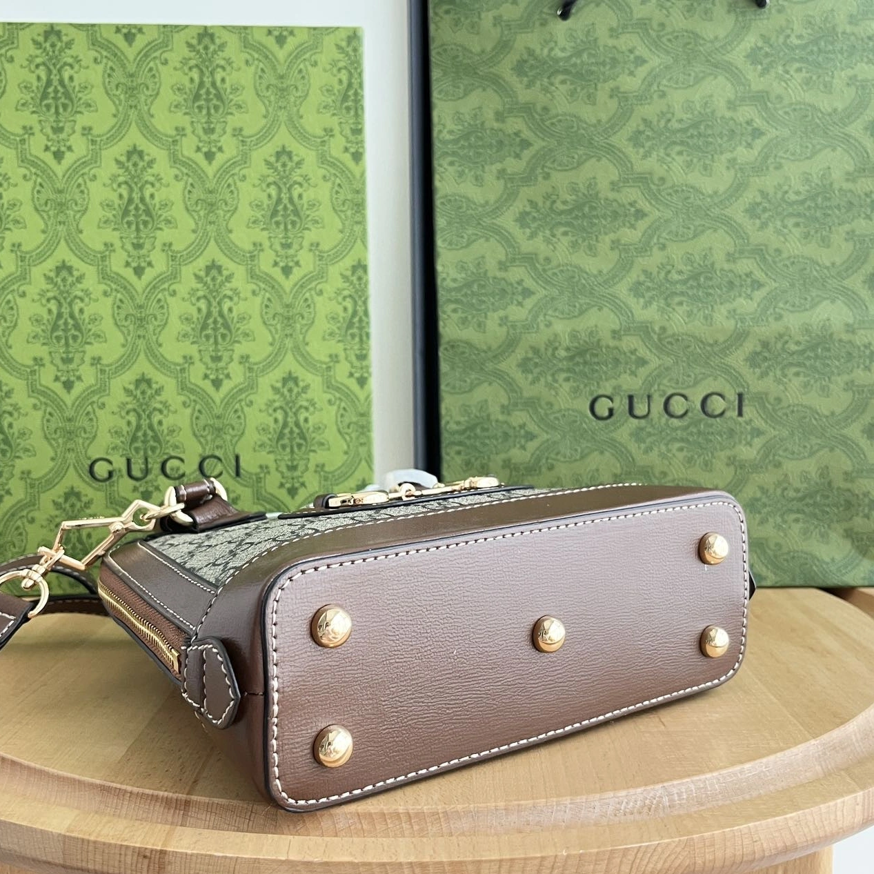 Gucci AAA Quality Handbags For Women HighQuality 3282