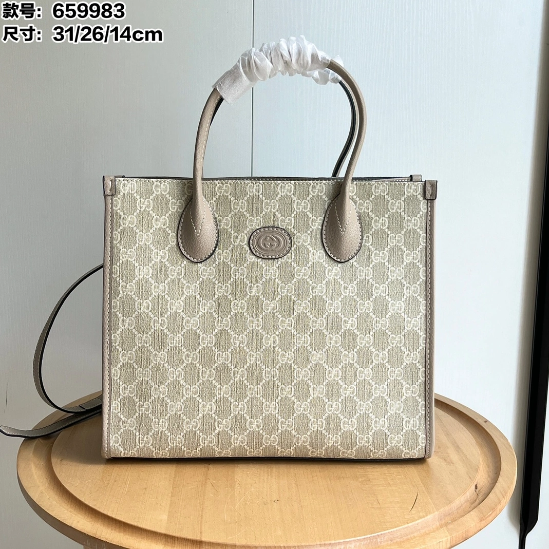 Gucci AAA Quality Handbags For Women Lightweight 5961