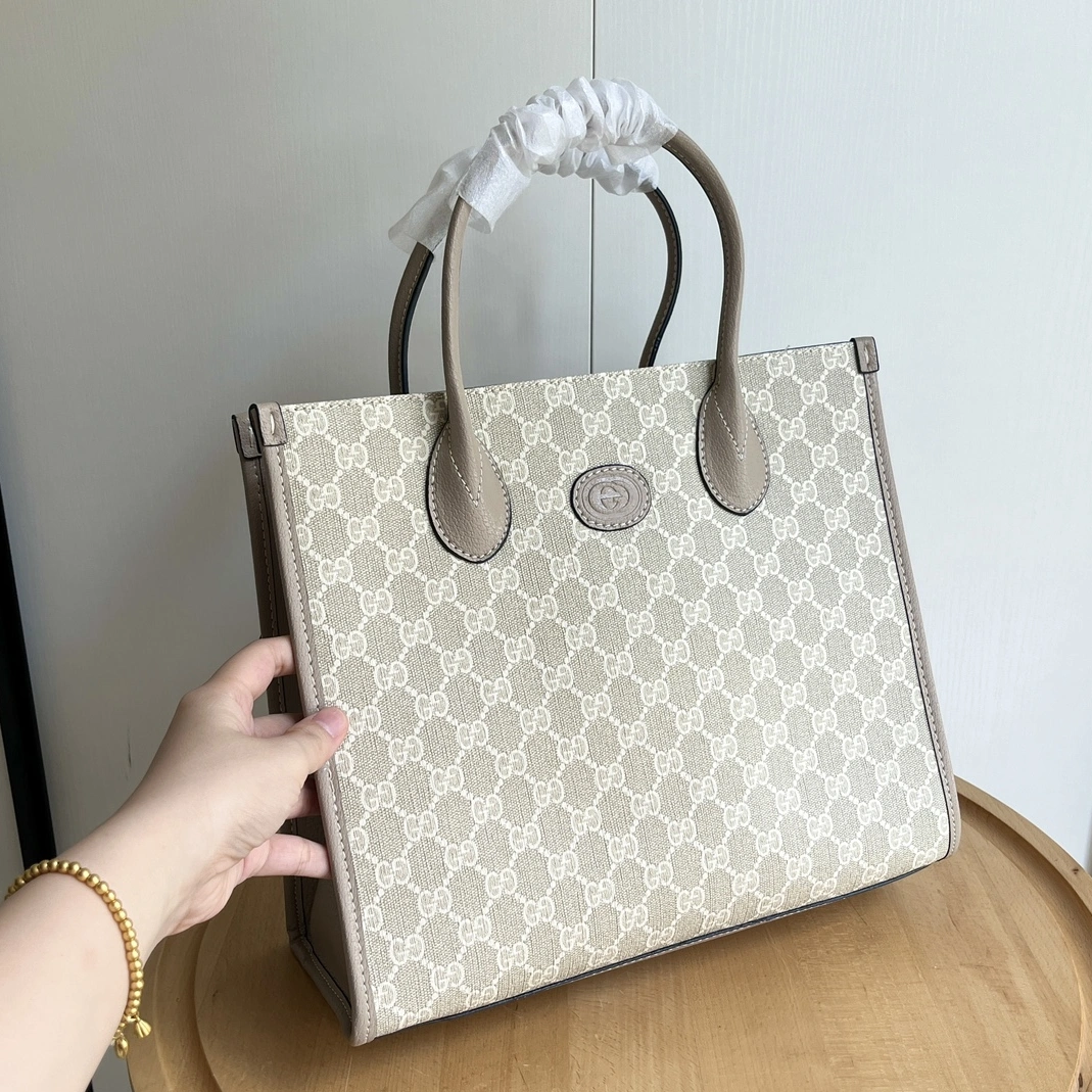 Gucci AAA Quality Handbags For Women Lightweight 5961