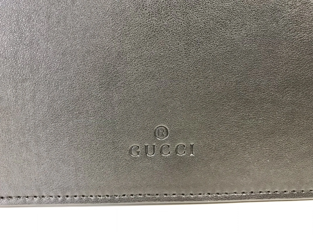 Gucci AAA Quality Handbags For Women Lightweight 9832