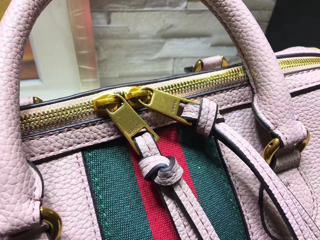 Gucci AAA Quality Handbags For Women Minimalist 1691