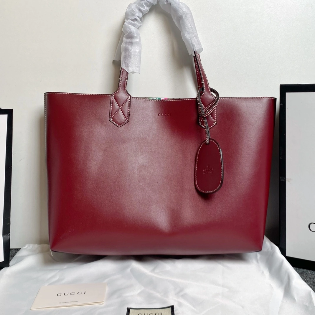 Gucci AAA Quality Handbags For Women Minimalist 6635
