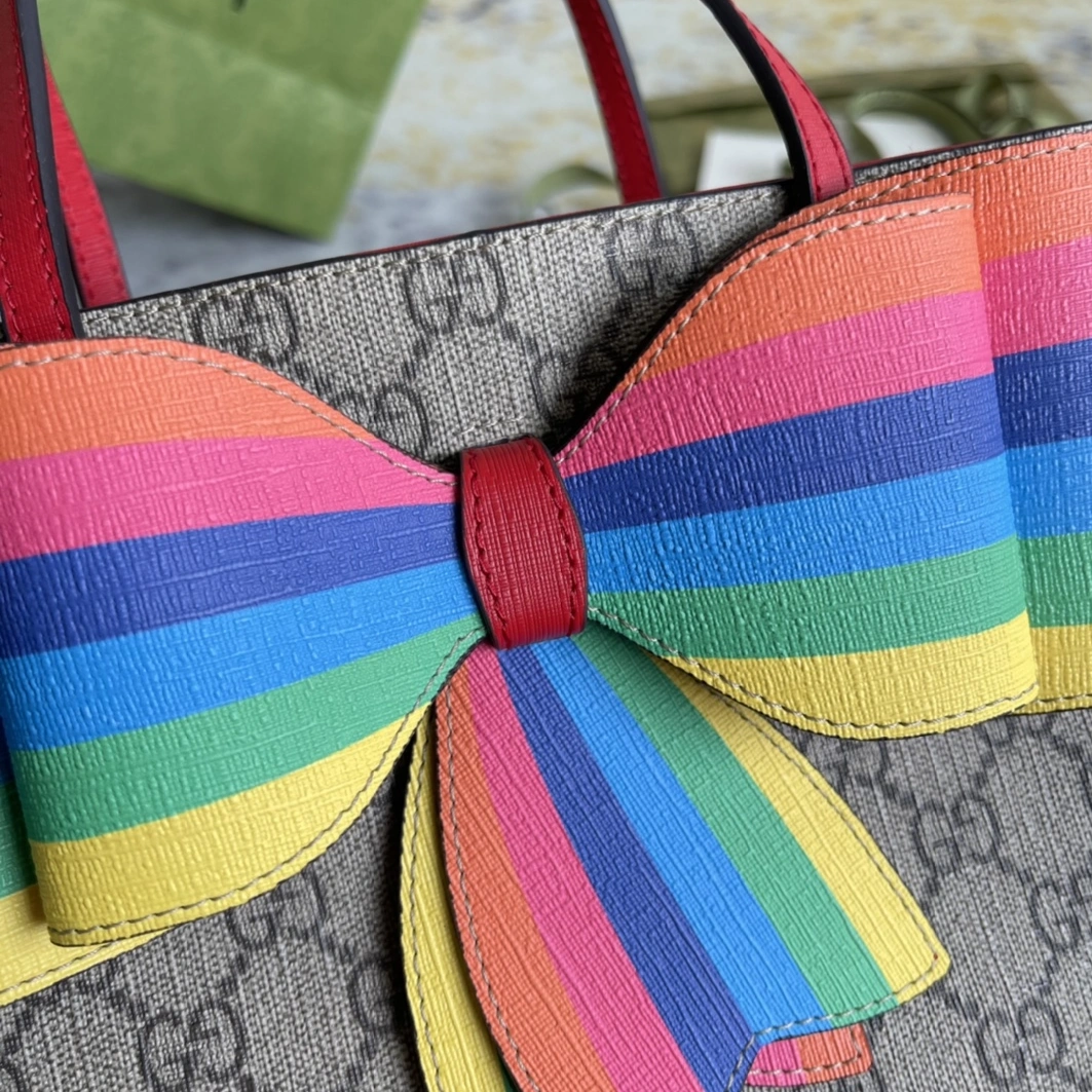 Gucci AAA Quality Handbags For Women Modern 3954
