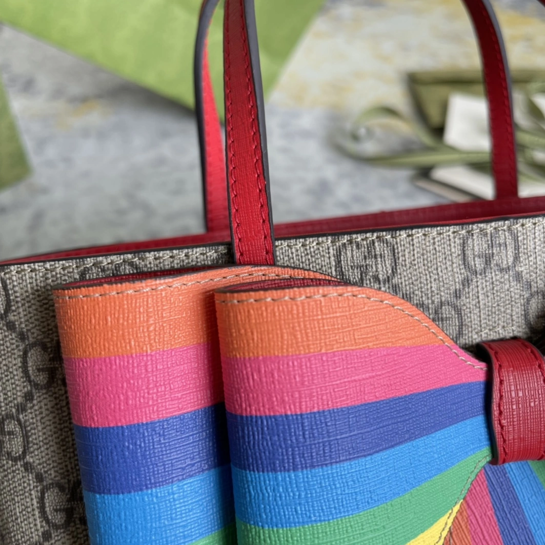 Gucci AAA Quality Handbags For Women Modern 3954