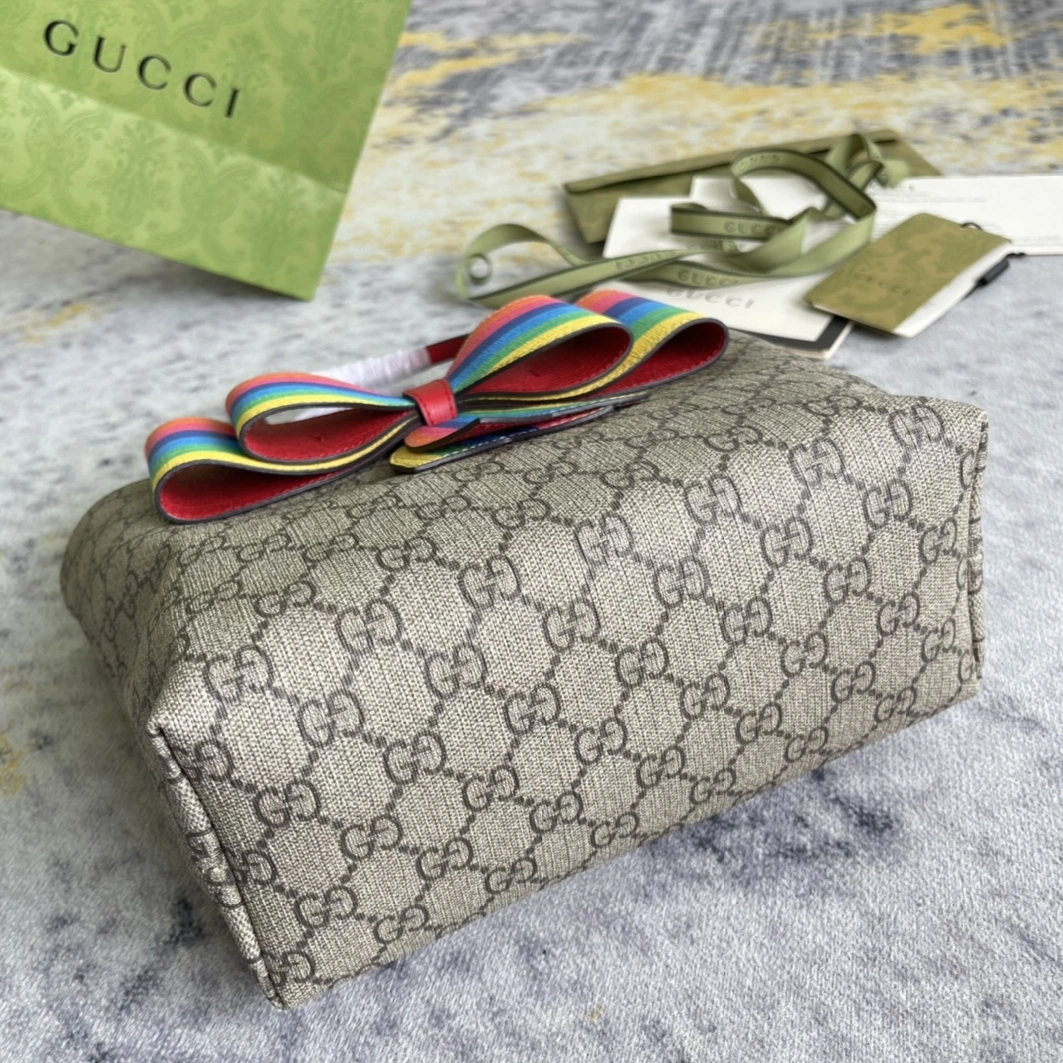 Gucci AAA Quality Handbags For Women Modern 3954