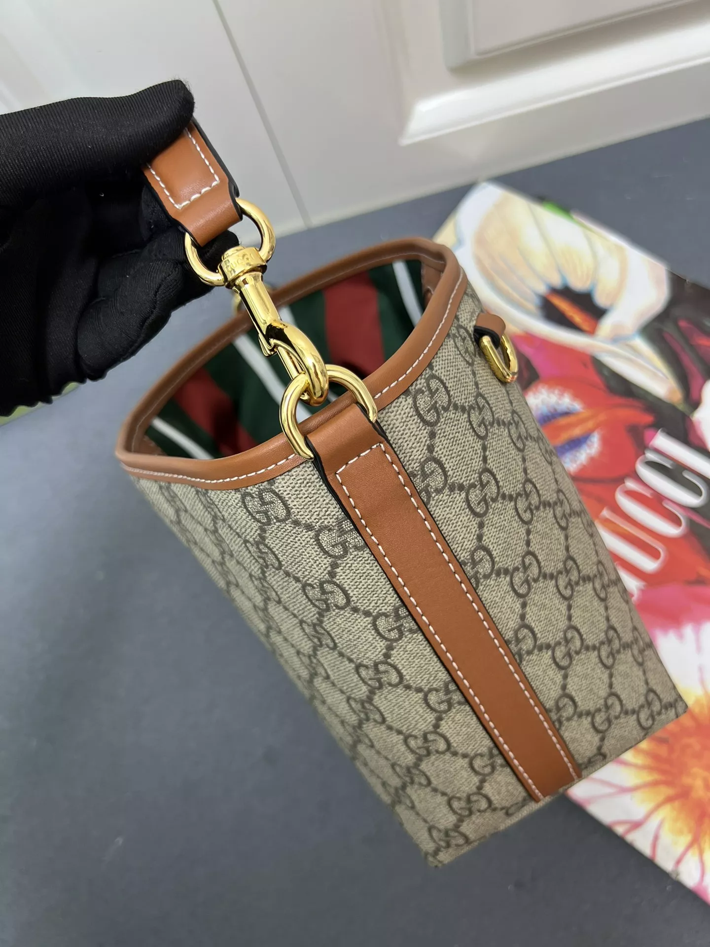 Gucci AAA Quality Handbags For Women Popular 9568