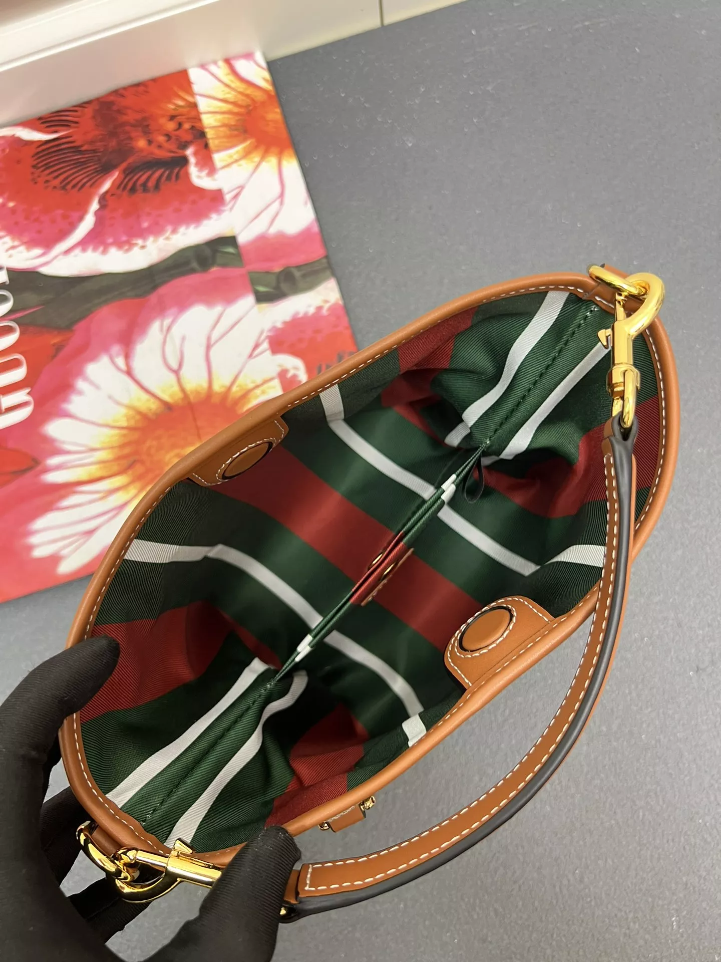 Gucci AAA Quality Handbags For Women Popular 9568