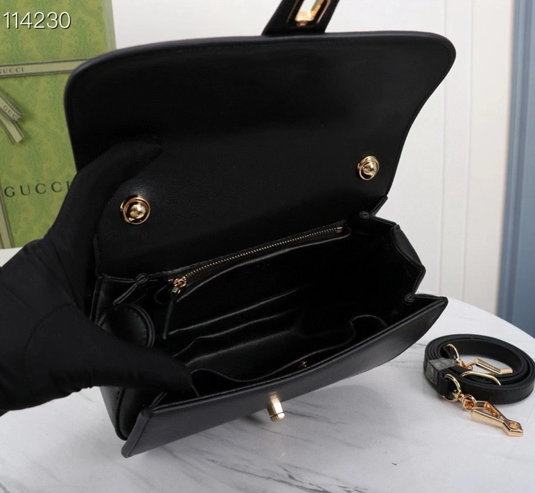 Gucci AAA Quality Handbags For Women Practical 5306
