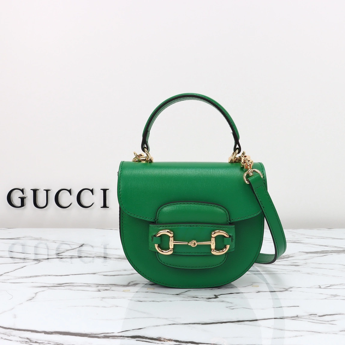 Gucci AAA Quality Handbags For Women Practical 7819