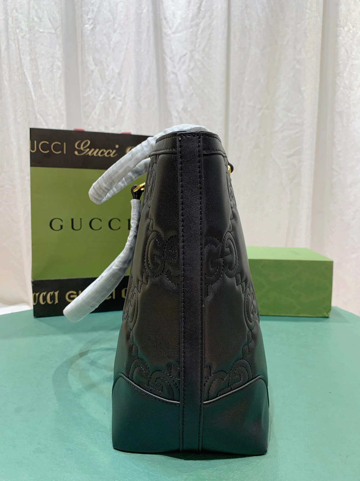 Gucci AAA Quality Handbags For Women Reliable 4128
