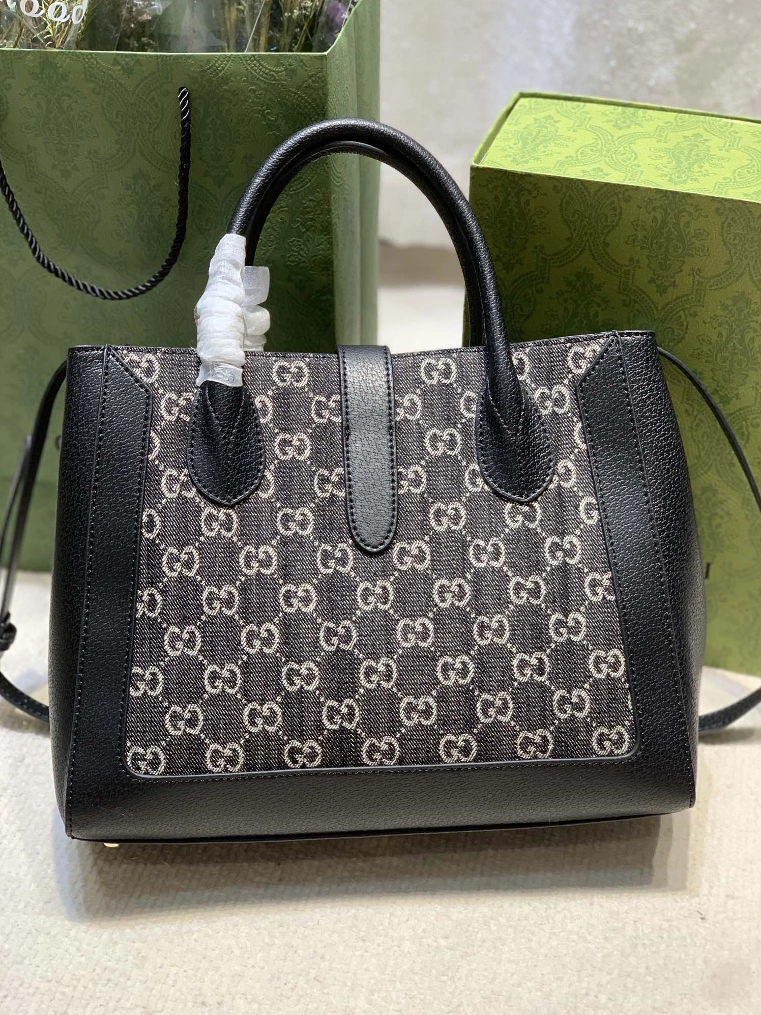 Gucci AAA Quality Handbags For Women Reliable 7812