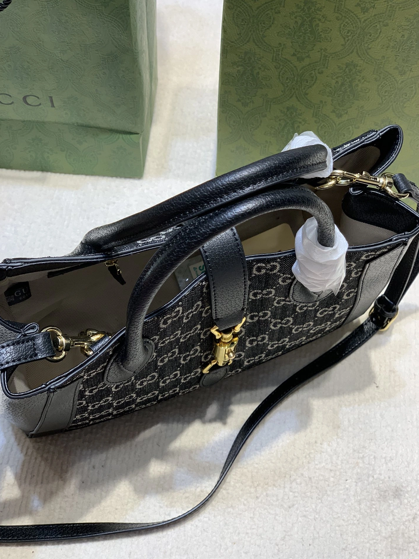 Gucci AAA Quality Handbags For Women Reliable 7812