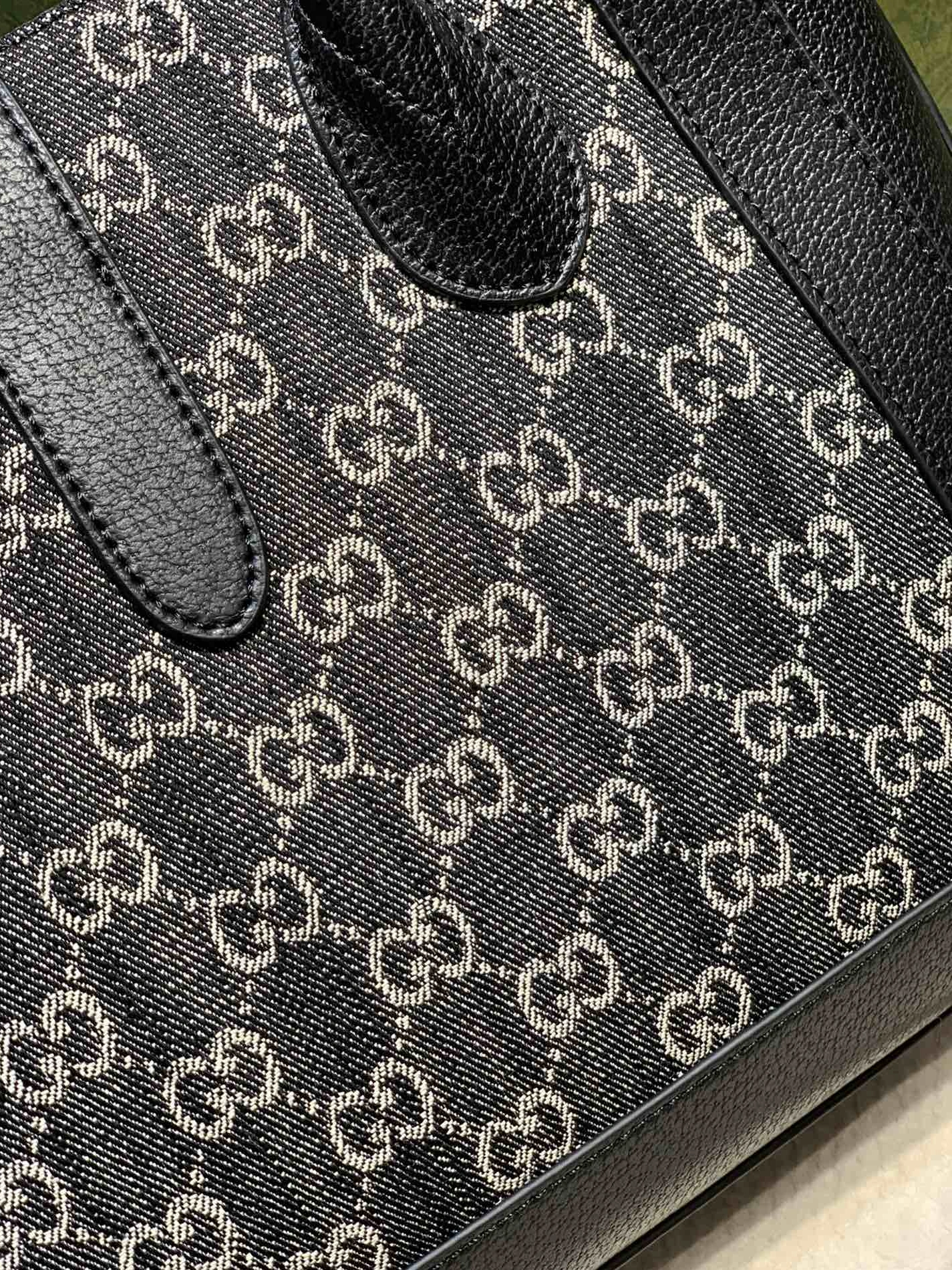 Gucci AAA Quality Handbags For Women Reliable 7812