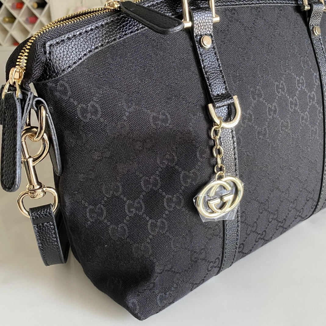 Gucci AAA Quality Handbags For Women Reliable 8327