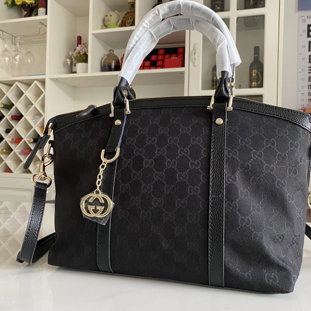 Gucci AAA Quality Handbags For Women Reliable 8327