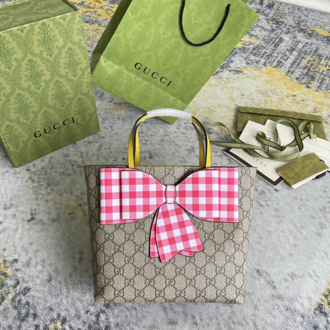 Gucci AAA Quality Handbags For Women Resilient 1522