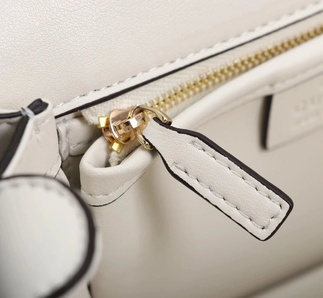 Gucci AAA Quality Handbags For Women SmartChoice 7128