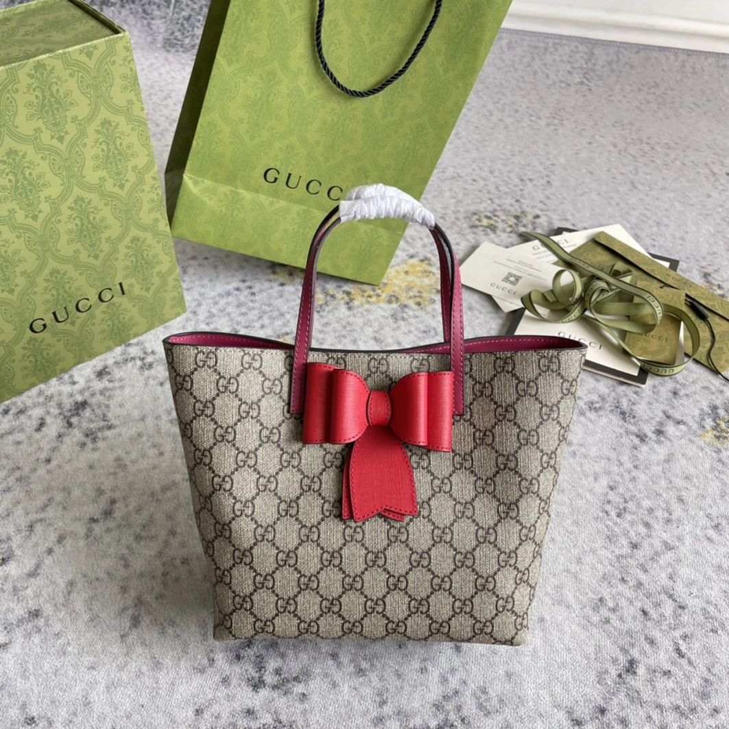 Gucci AAA Quality Handbags For Women Sophisticated 3239