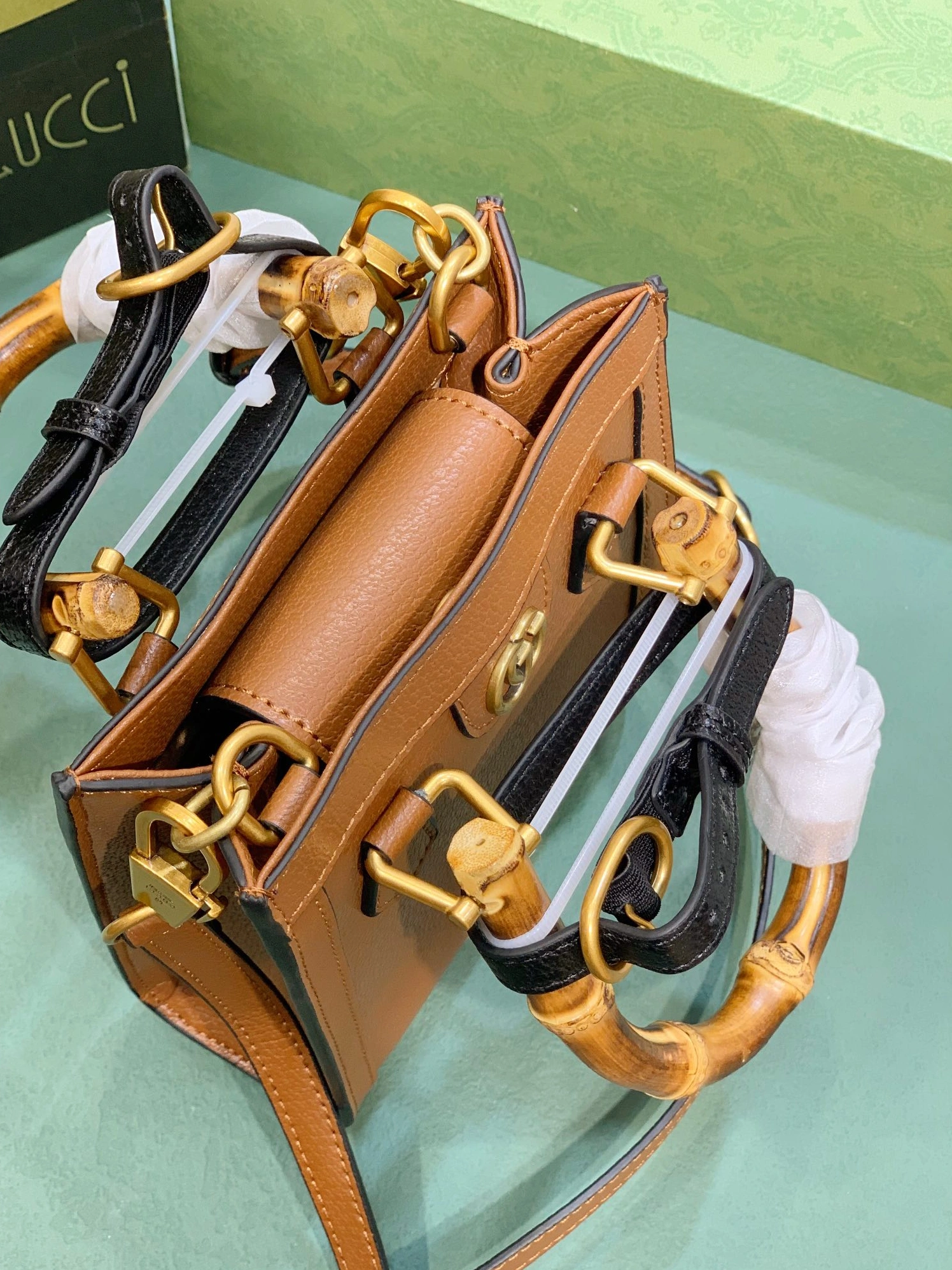 Gucci AAA Quality Handbags For Women SportInspired 2322