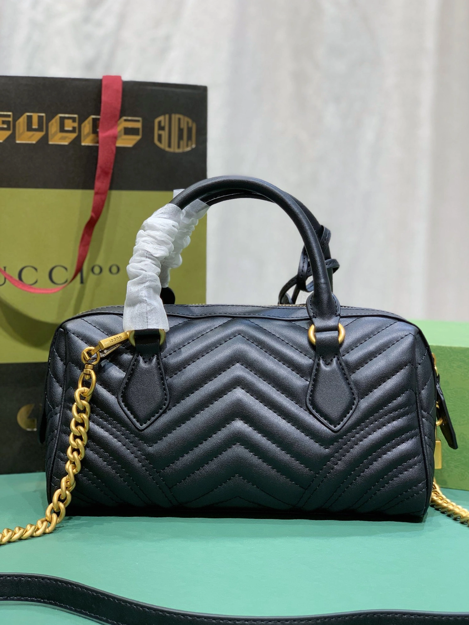 Gucci AAA Quality Handbags For Women StreetReady 8239