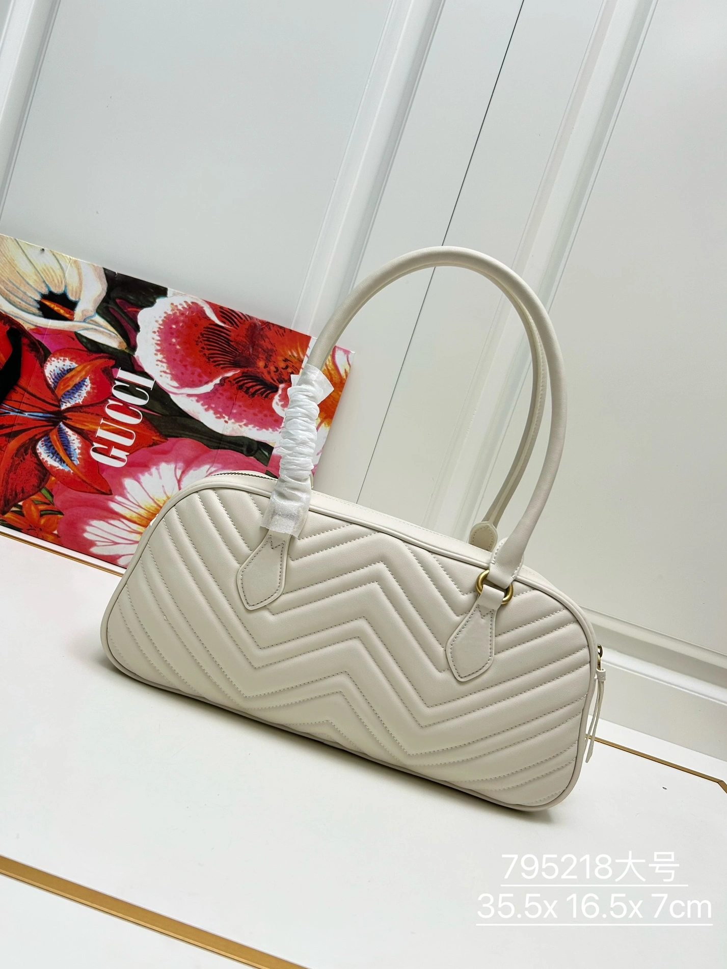 Gucci AAA Quality Handbags For Women Timeless 7295