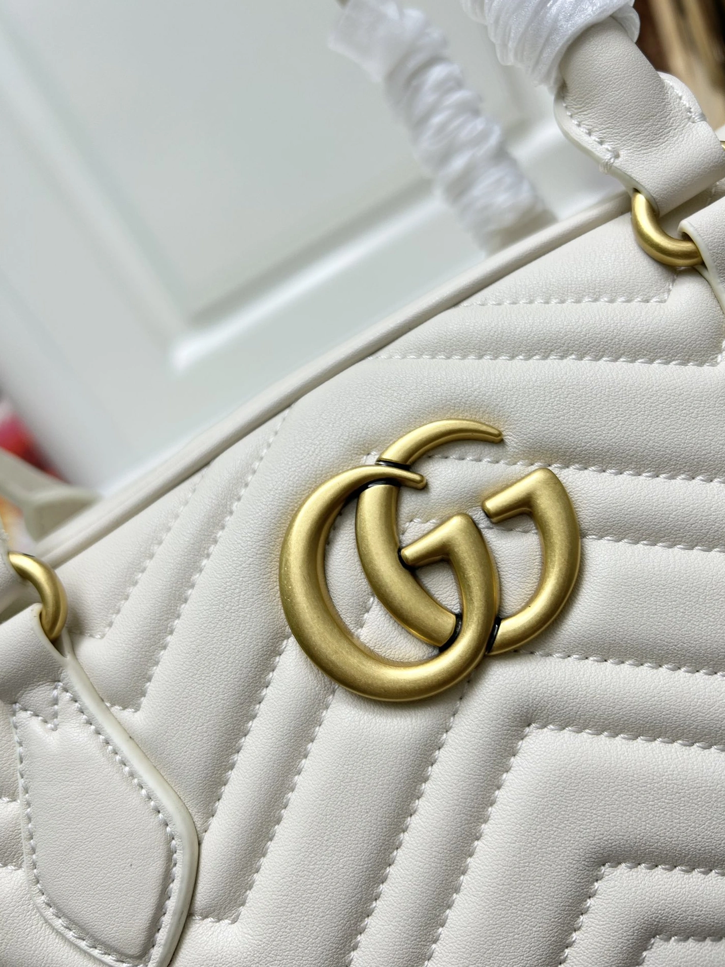 Gucci AAA Quality Handbags For Women Timeless 7295