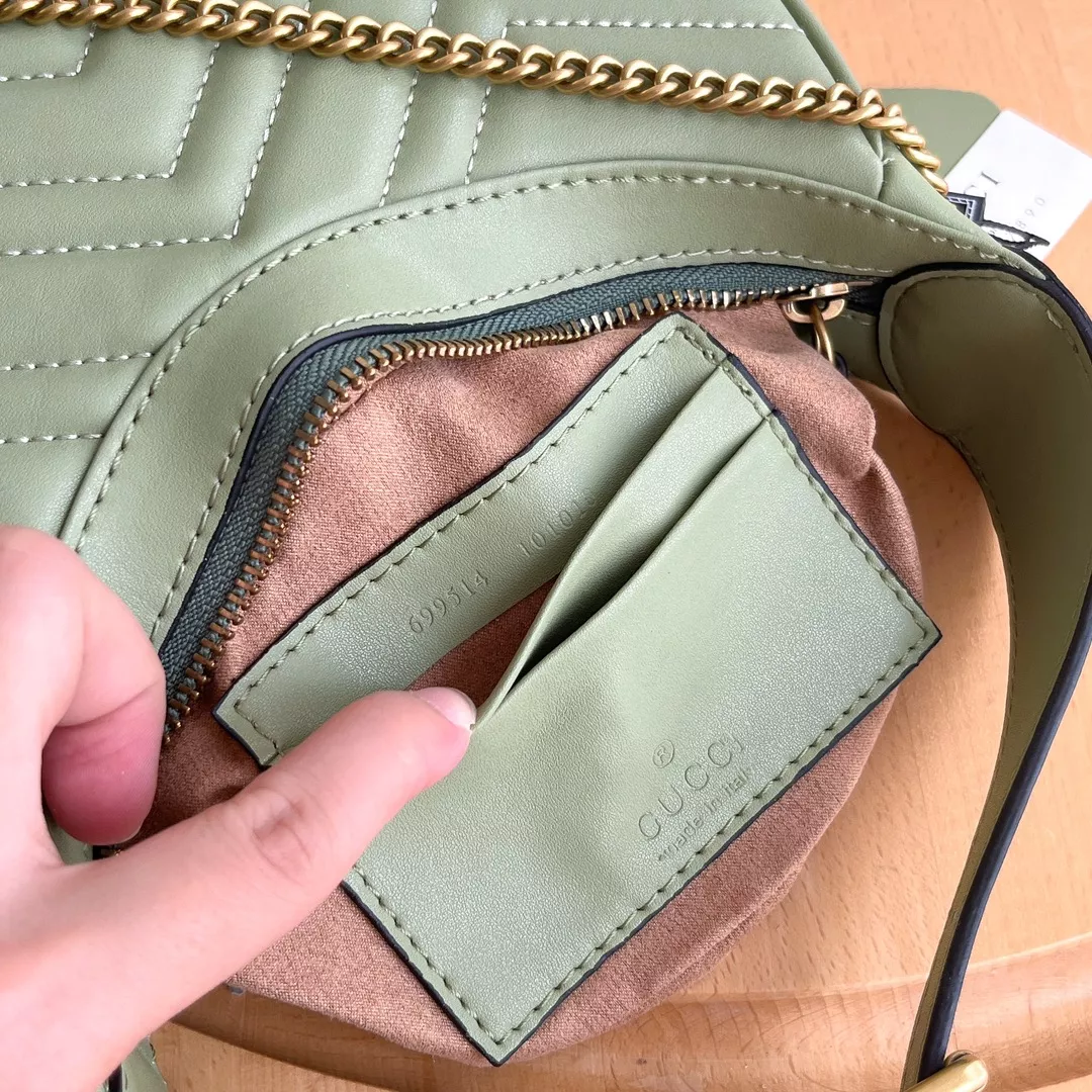 Gucci AAA Quality Handbags For Women Trendy 2493