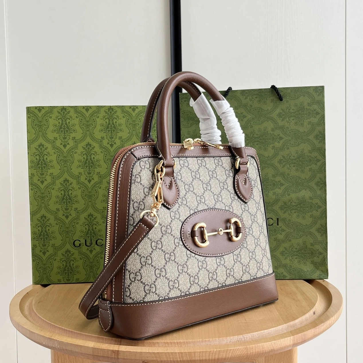Gucci AAA Quality Handbags For Women Trendy 4263