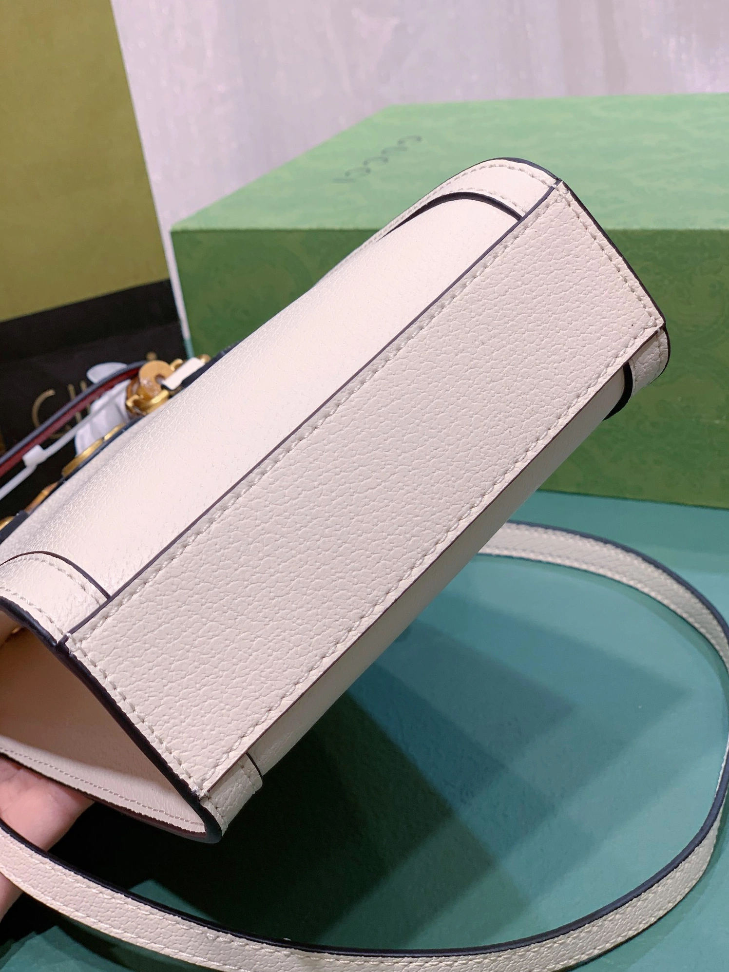 Gucci AAA Quality Handbags For Women Trendy 7339
