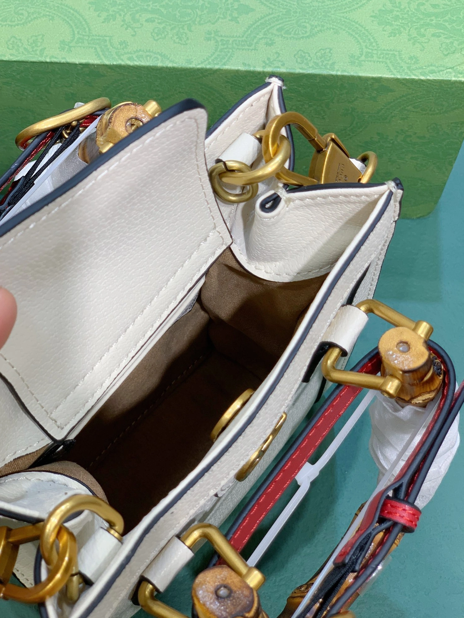 Gucci AAA Quality Handbags For Women Trendy 7339