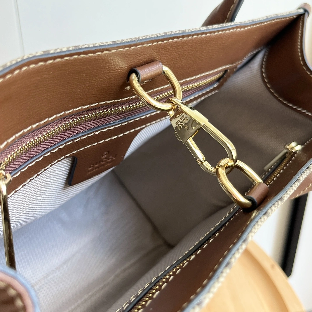 Gucci AAA Quality Handbags For Women Unique 8359