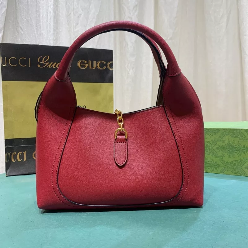 Gucci AAA Quality Handbags For Women Versatile 7350