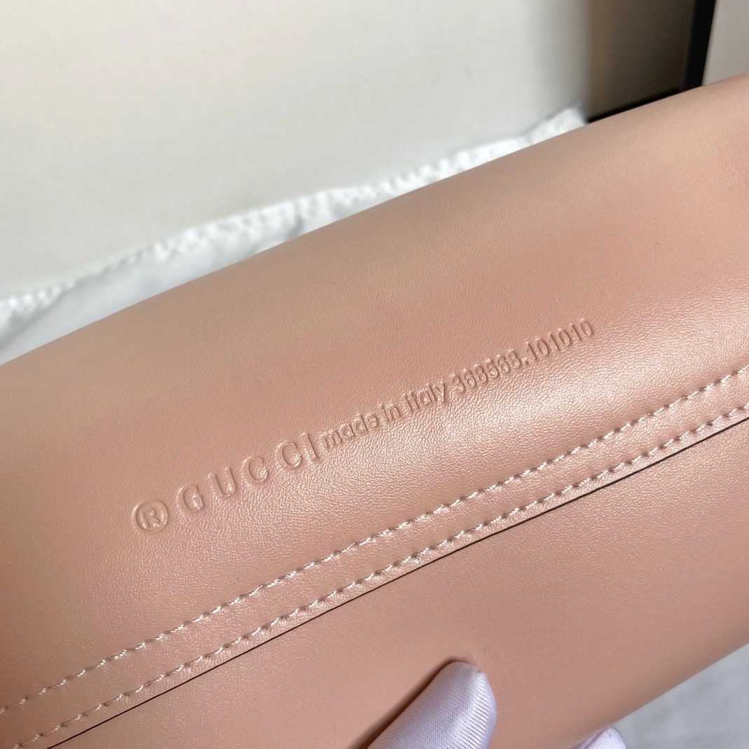 Gucci AAA Quality Handbags For Women Vibrant 1176