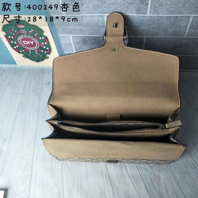 Gucci AAA Quality Messenger Bags Affordable 8577